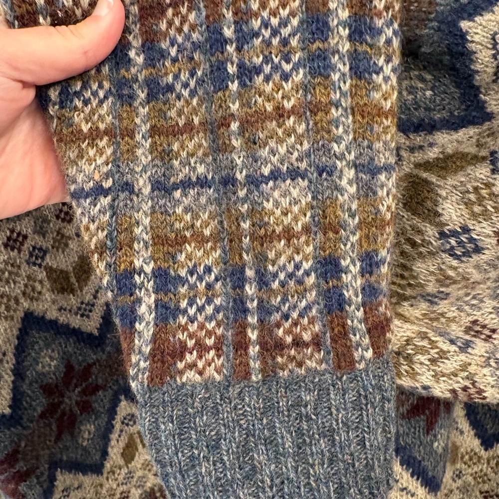 Vintage Scottish Shetland Wool Knit Alpine Club Room Sweater Size Large - Picture 11 of 15